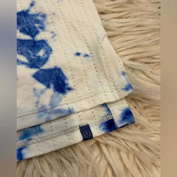 Lululemon Train To Be Tank*EUC - Picture 8 of 11